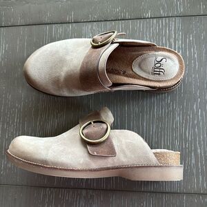 Sofft Beige and Brown Mules with Buckle